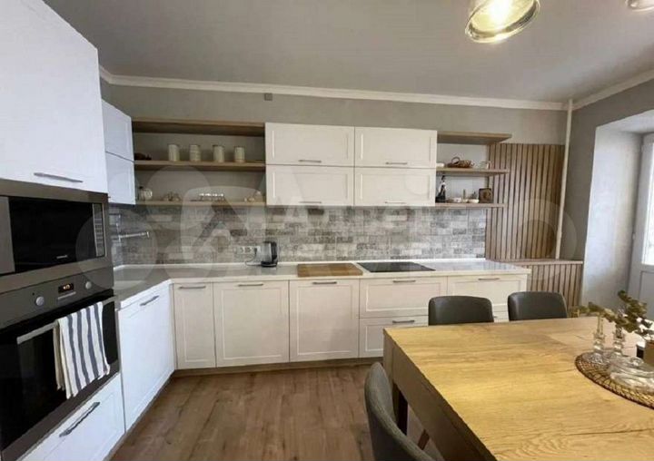 3-к. квартира, 109 м², 6/9 эт.