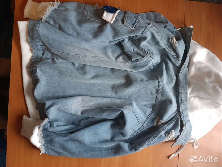 Джинсовая куртка