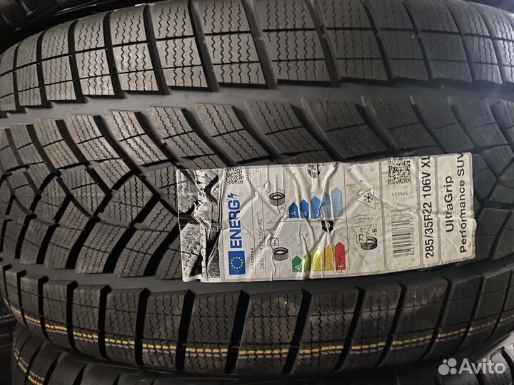 Goodyear UltraGrip Performance 285/35 R22 101W