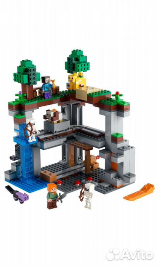 Lego Minecraft 21169 Первое приключение