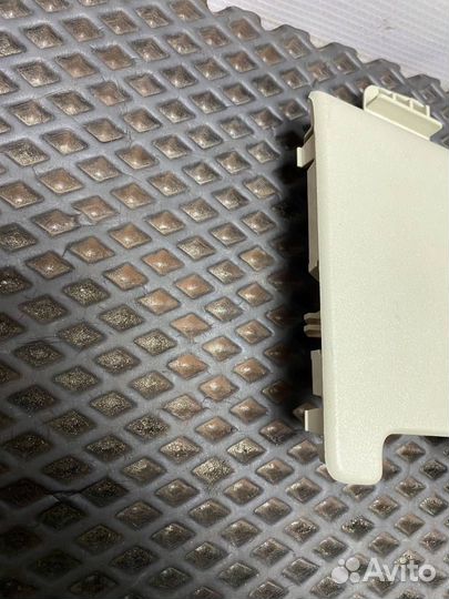 Заглушка Volvo FH4 82865710