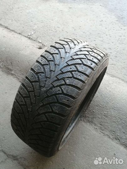 Nokian Tyres Hakkapeliitta 4 245/40 R18