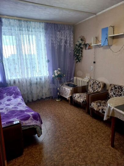 Комната 18 м² в 8-к., 7/9 эт.