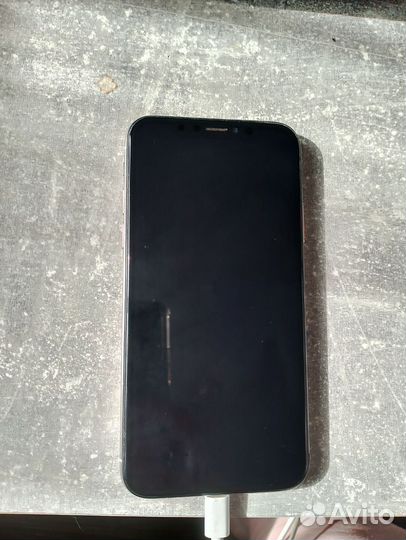 iPhone X, 128 ГБ