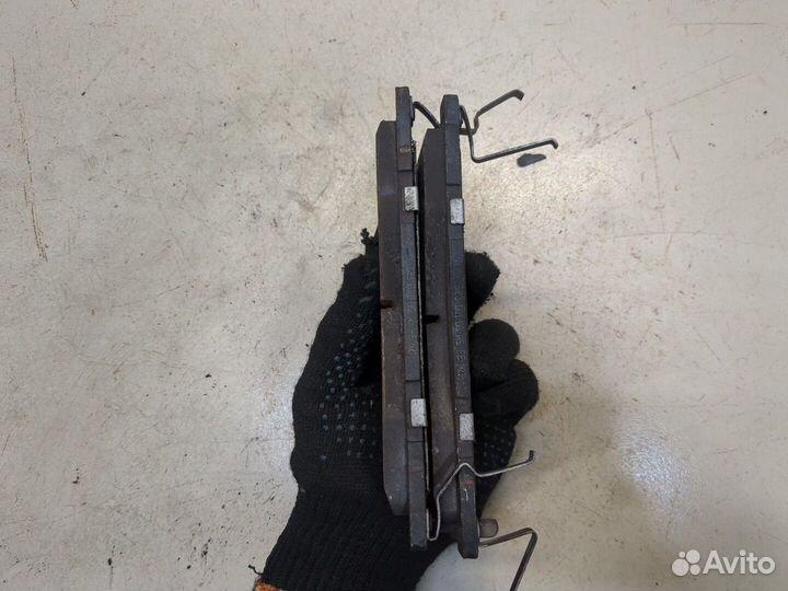 Колодки тормозные Ford Explorer, 2017