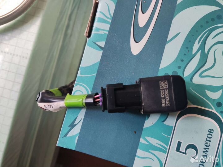 Оригинальная автомагнитола Toyota Rav-4 + камера