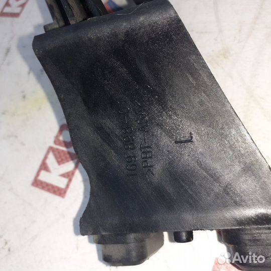 Кронштейн корпуса фары левый