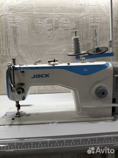 Швейная машина Jack f4