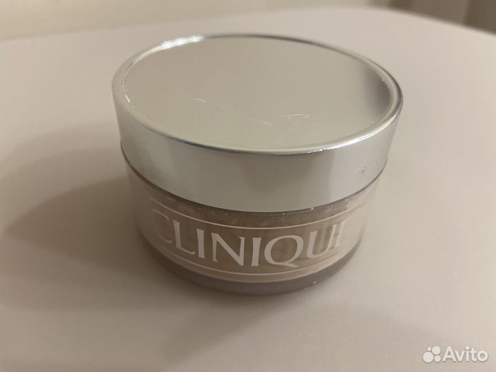 Пудра clinique
