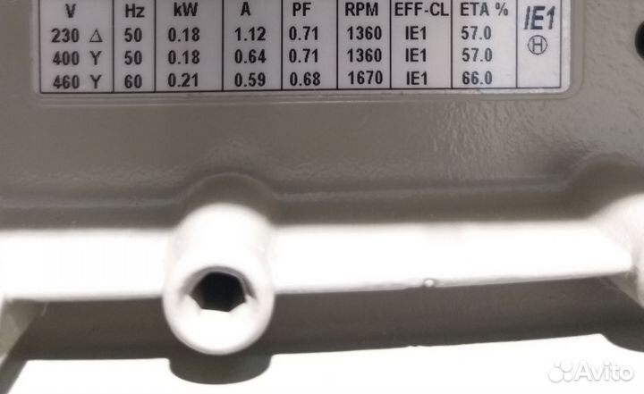 Двигатель siemens 1LE1002-0BB32 / 1LE1002-0CB22