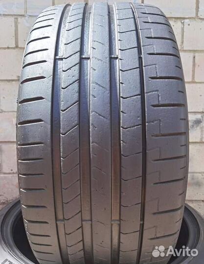 Pirelli P Zero 275/35 R20 102Y