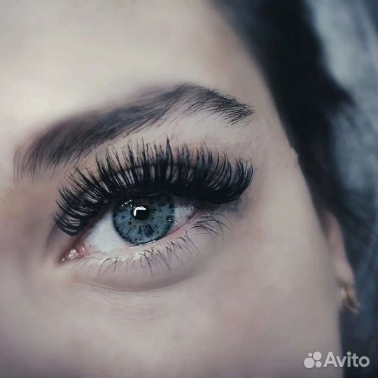 Наращивание ресниц. Анатомическая кушетка