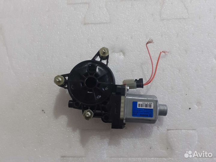 Маторчик стеклоподъемника задний левый Kia Rio 4