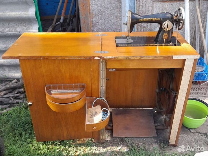 Швейная машинка ножная Подольск