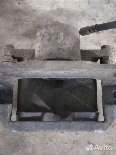 Суппорт тормозной передний правый Mazda 6 GH