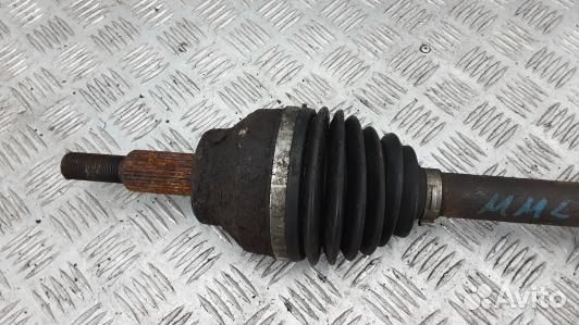 Привод передний левый jeep grand cherokee WK2 (MML