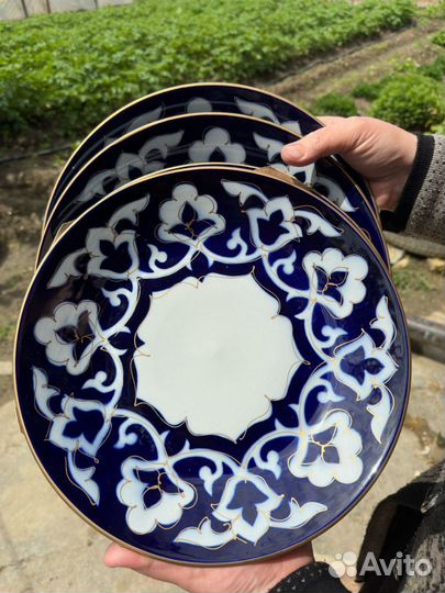 Тарелки большие фарфор d 25см. и 29см