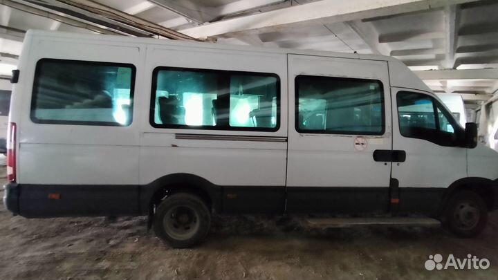 Междугородний / Пригородный автобус IVECO Daily, 2008