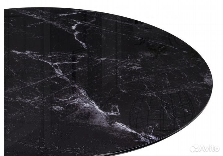 Стол обеденный