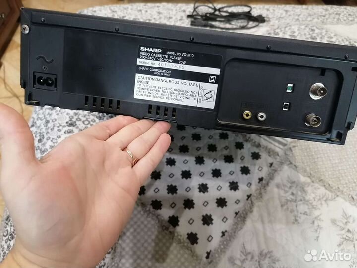 Видеомагнитофон sharp