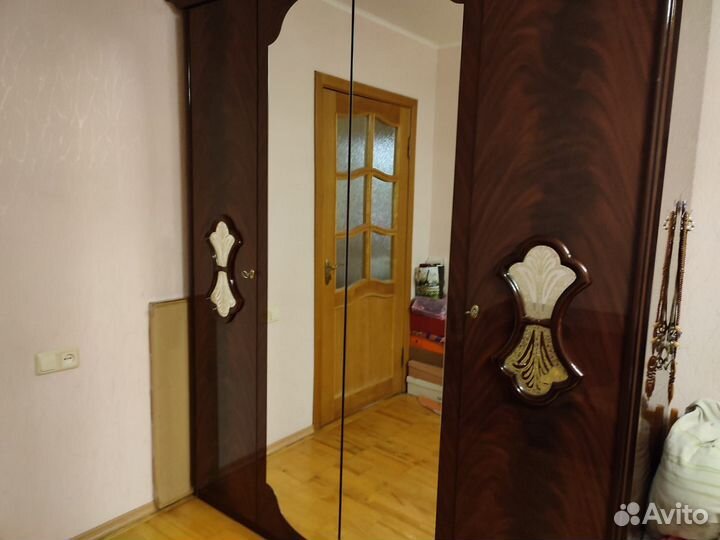 Спальный гарнитур