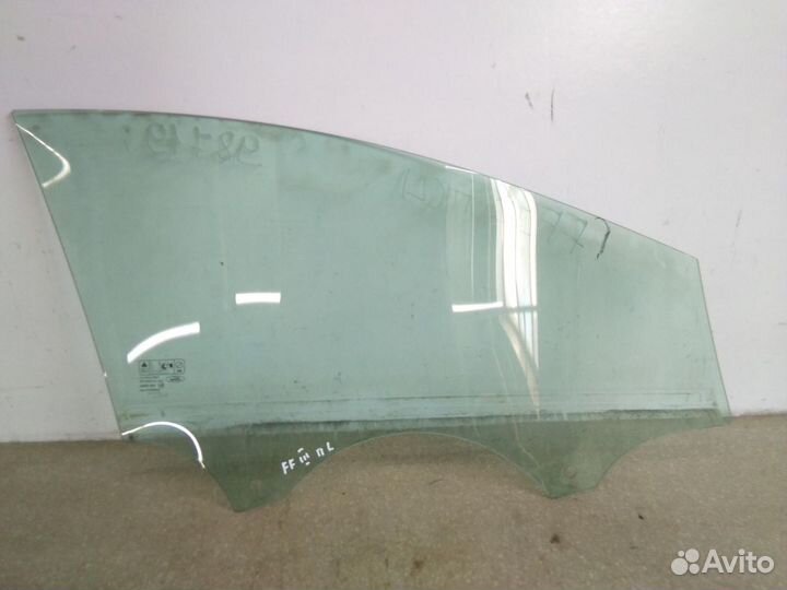 Стекло двери передней левой Ford Focus III 2011