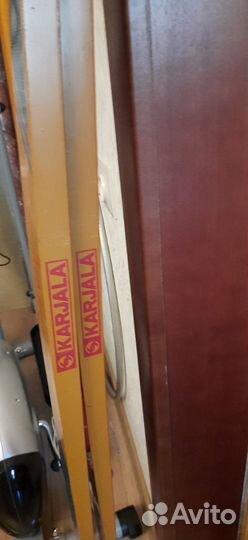 Лыжи беговые 190 см., пластиковые и лыжные палки