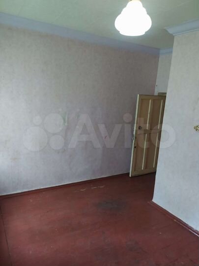 Комната 15 м² в 3-к., 1/2 эт.