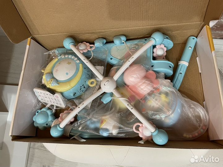 Мобиль детский