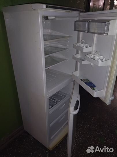 Продам холодильник не рабочий