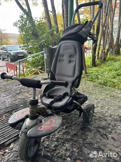 Трехколесный велосипед