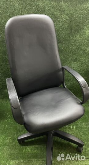 Компьютерное кресло TetChair Softy Lux для руковод