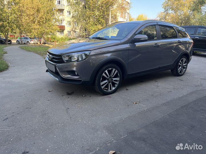 LADA Vesta Cross 1.8 AMT, 2018, 62 000 км