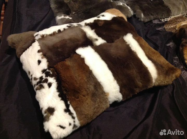 Думки из натурального меха