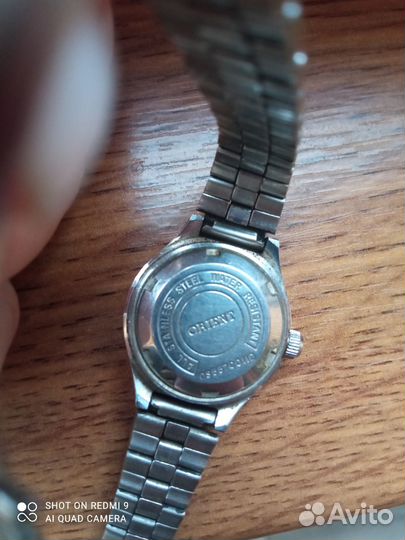 Продам часы женский Orient