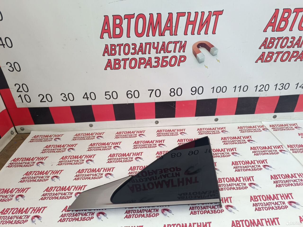 Форточка задняя правая Киа Селтос