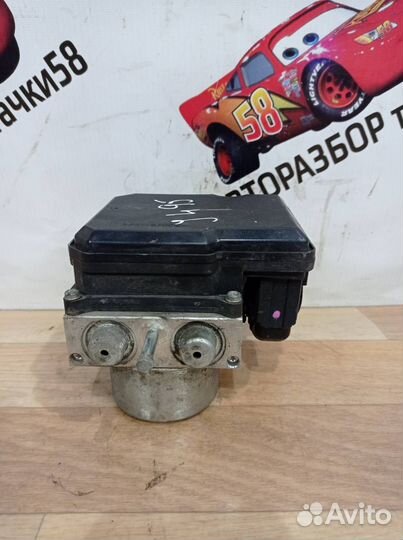 Блок ABS Nissan Juke YF15 F15 2011 476601KA1A