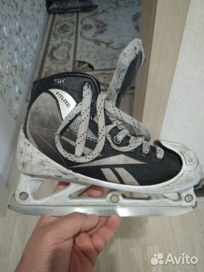 Коньки вратаря