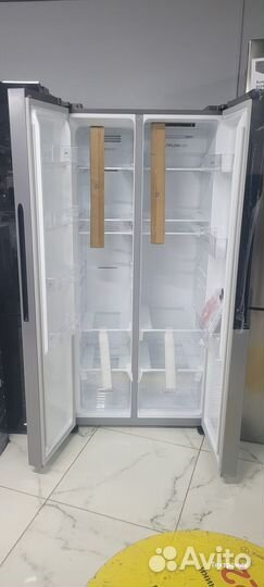 Холодильник Side by Side Gorenje NRS8181KX