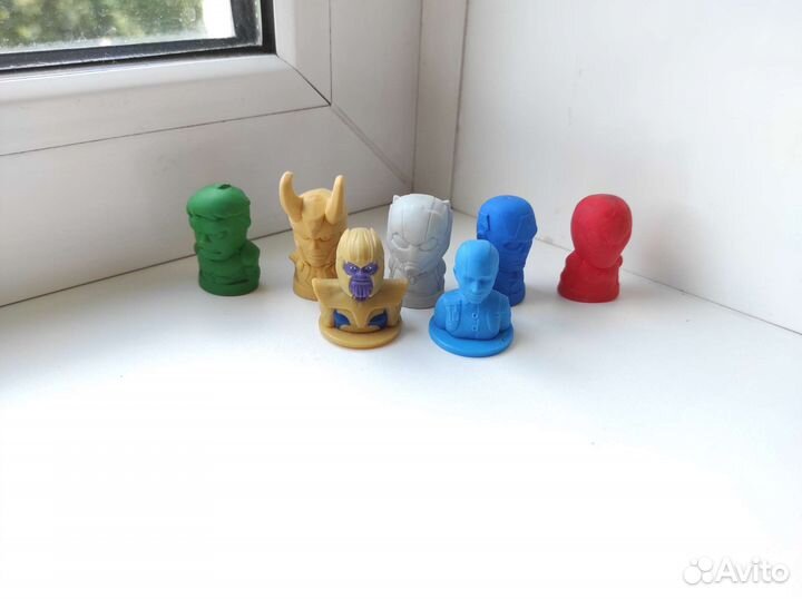 Тролли из пятерочки вся коллекция/ластики Марвел