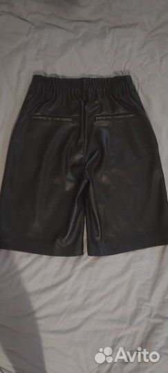 Кожаные шорты