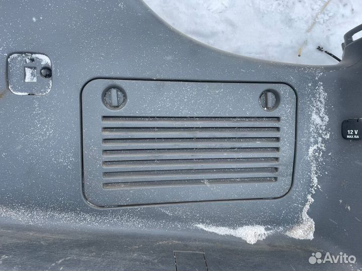 Мерседес w163 ML обшивка багажника правая