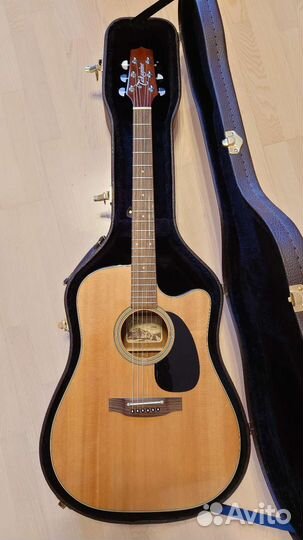 Акустическая гитара takamine
