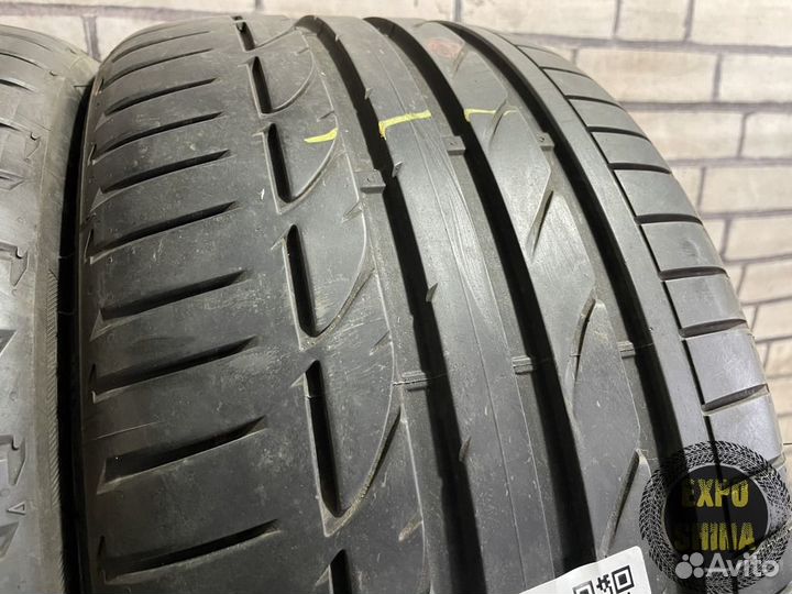 Bridgestone Potenza S001 255/35 R19 96Y