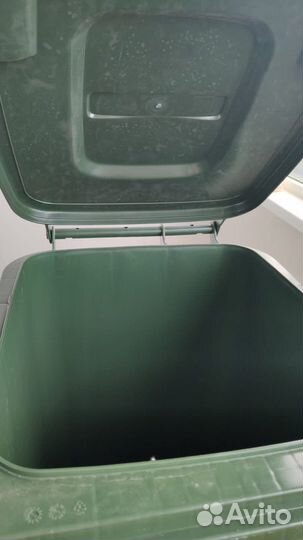 Мусорный контейнер 240 литров