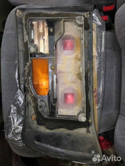 Оптика, фонарь задний Toyota Corolla 90й кузов