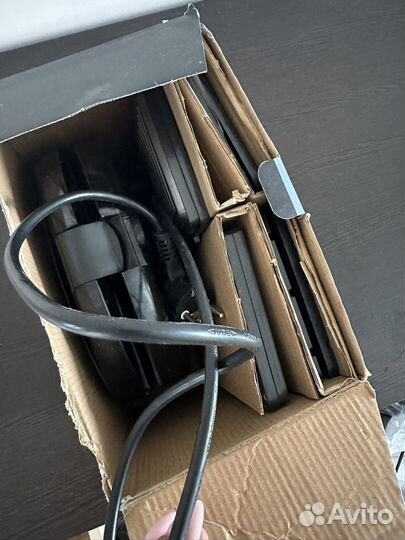 Многофункциональный прибор для выпечки redmond