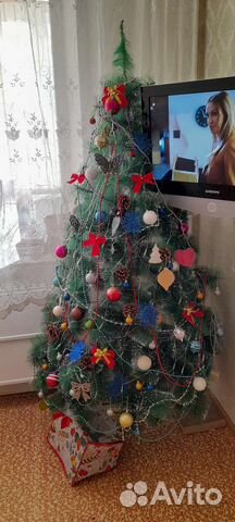 Пышная искусственная елка 2м+шишки+игрушки