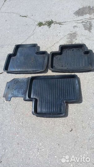 Автомобильные коврики резиновые бу