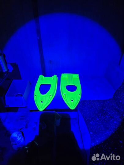 Прикормочный кораблик с gps и эхолотом